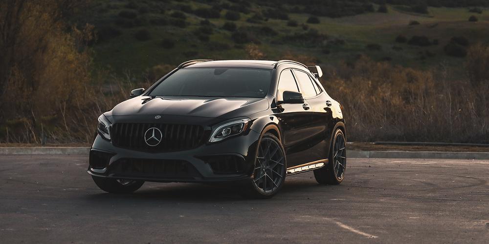 Mercedes-Benz GLA45 AMG